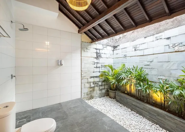 Holiday home Family With Private Pool 300m2 With Bbq Seminyak (Bali)
